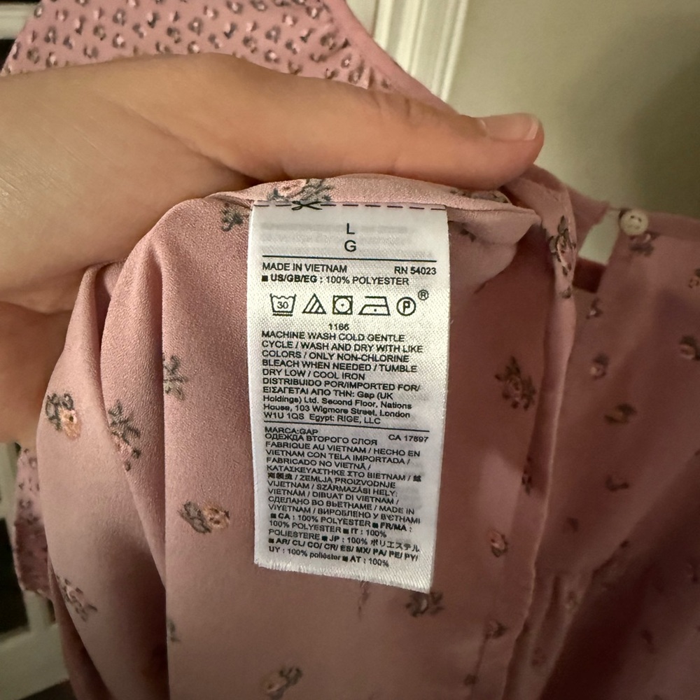 Gap Rosette Blouse (L) - Picture 5 of 5